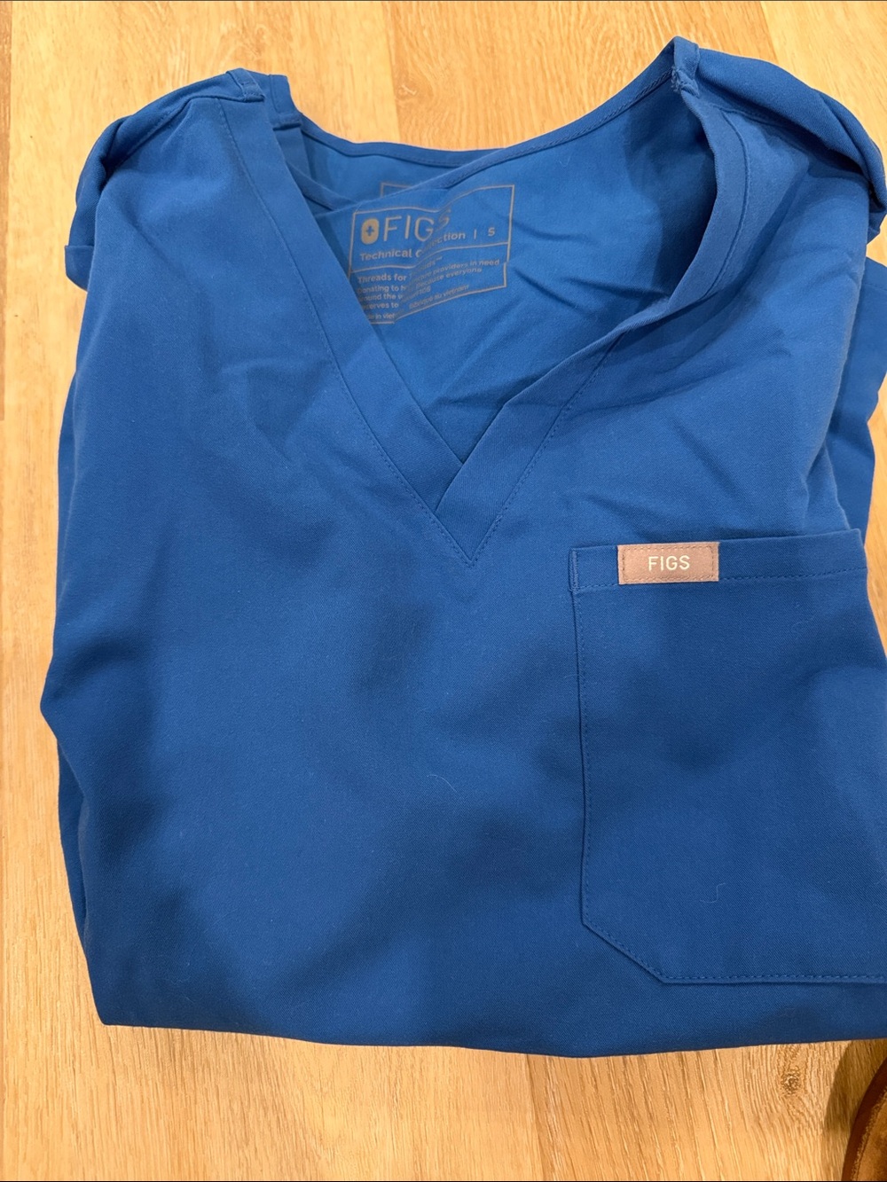 Figs Short Sleeve V-Neck Top in Royal Blue